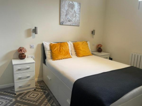 Grays Inn Road - Room 1